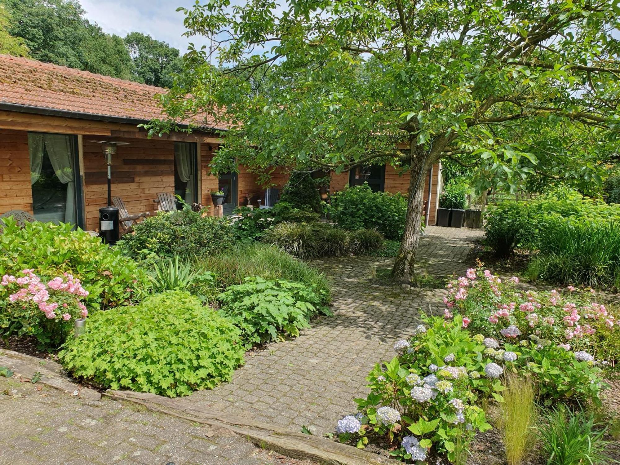 B&B Land Of Tir Nan Og Lommel Eksteriør billede